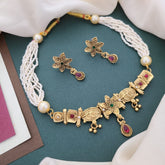 Buy Flake Short Crystal Necklace Set For Girls & Women Online | Roodap